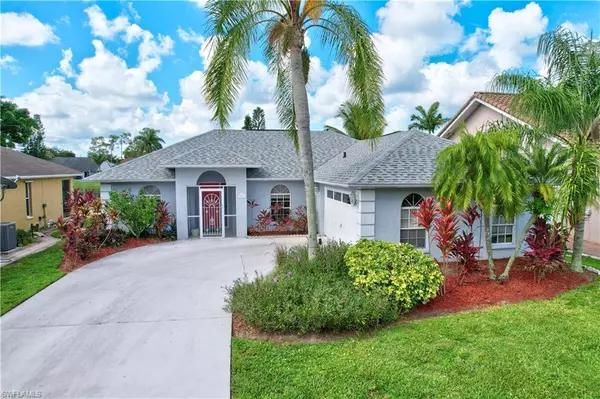 Naples, FL 34112,3581 Kent DR