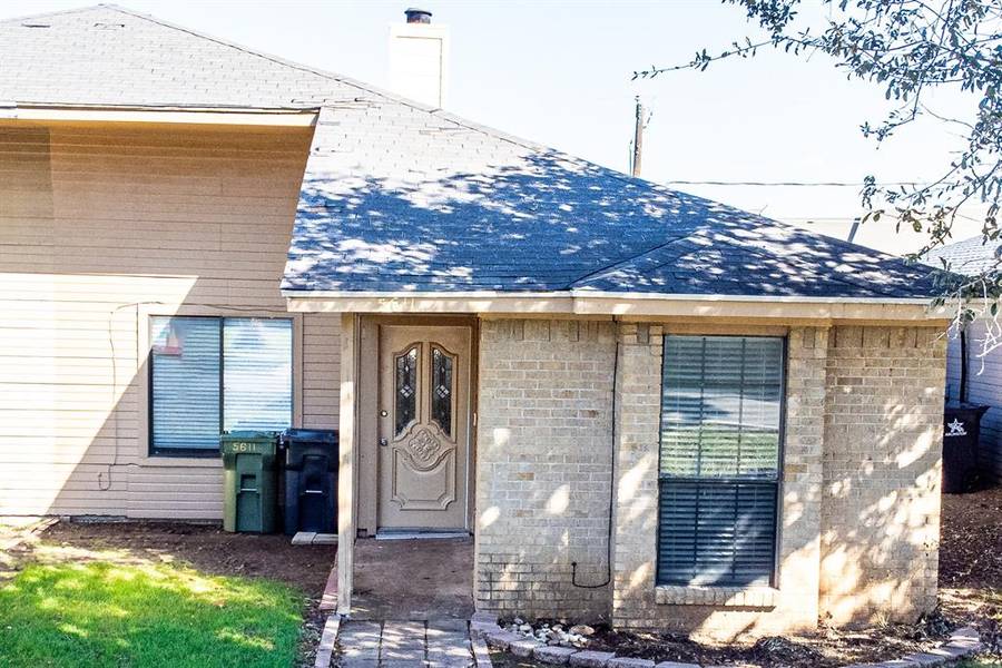 5611 Mansfield Road, Arlington, TX 76017