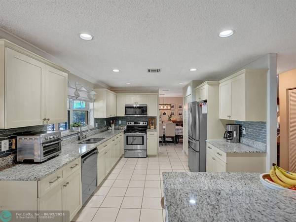 Pembroke Pines, FL 33029,17348 8th St