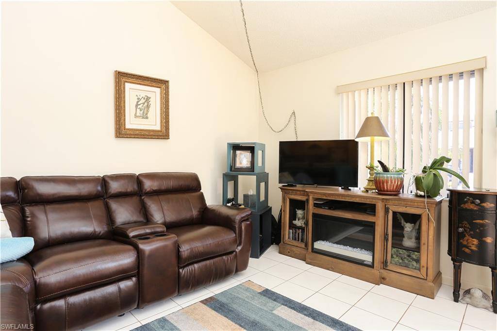 Fort Myers, FL 33919,12935 Cherrydale CT