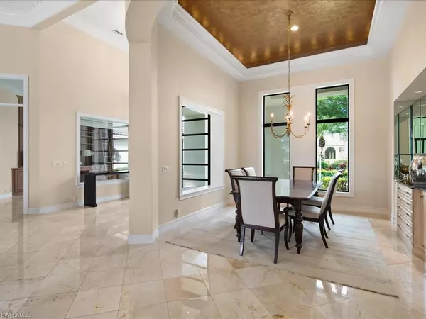 Naples, FL 34119,4687 Oak Leaf DR