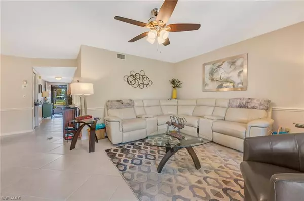 Naples, FL 34104,7340 Saint Ives WAY 3105