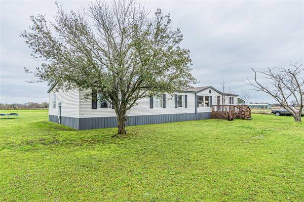 1231 Vz County Road 3434,  Wills Point,  TX 75169