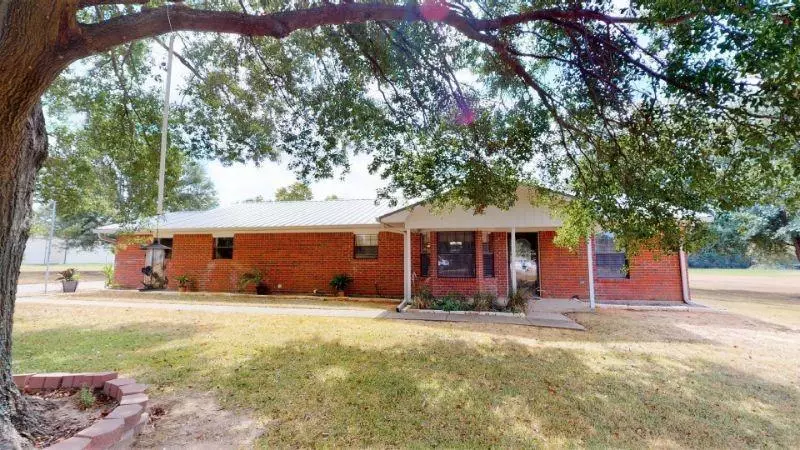 209 Country Lane, Malakoff, TX 75148