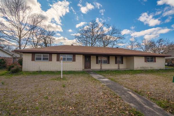 115 Horseshoe Drive, Cooper, TX 75432