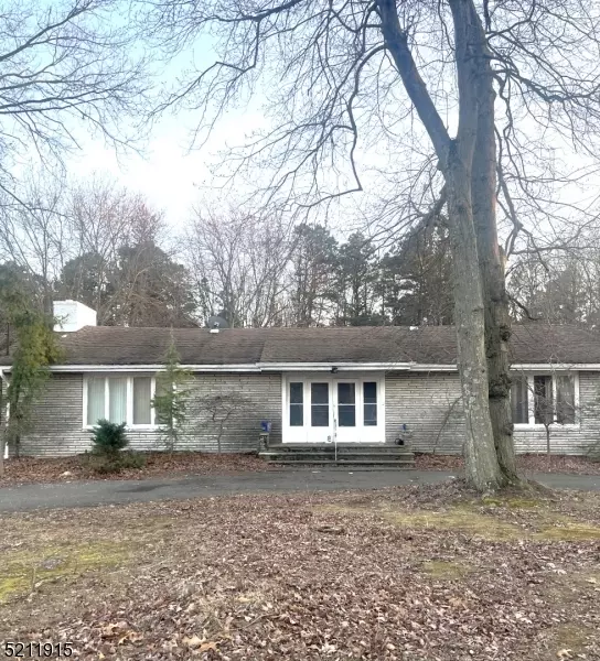 821 Marlboro Rd, Old Bridge Twp., NJ 08857