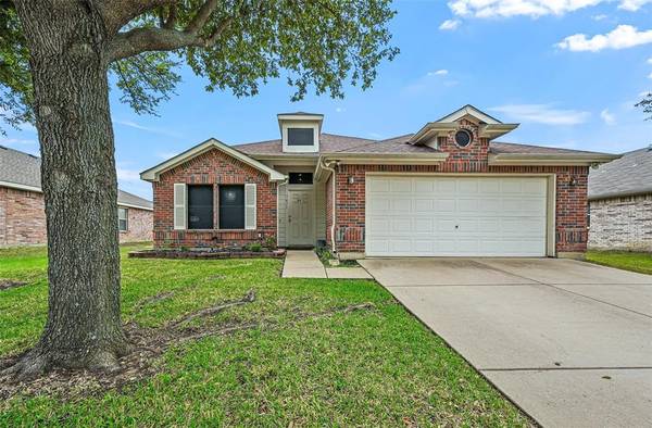 7471 Tormes,  Grand Prairie,  TX 75054