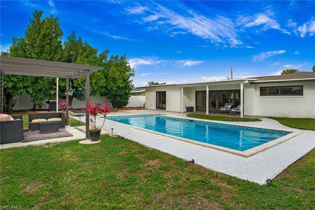 442 El Dorado PKWY E, Cape Coral, FL 33904