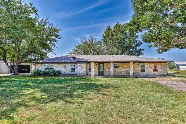 390 Gunter Road,  Whitesboro,  TX 76273