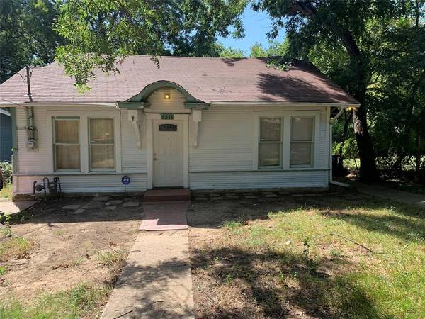 2316 Arroyo Avenue,  Dallas,  TX 75219