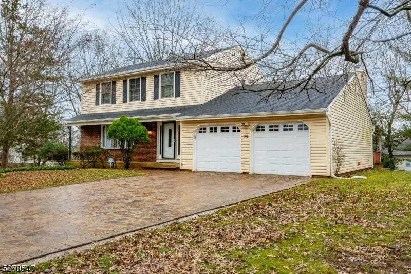 29 Winterberry Cir, Piscataway Twp., NJ 08854