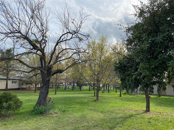 108 Scenic Drive,  Coleman,  TX 76834