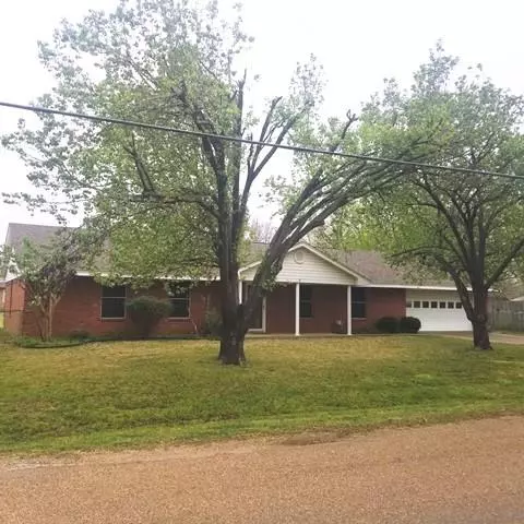 Mabank, TX 75147,408 N 1st Street