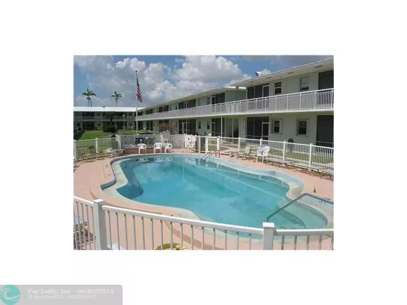 Lighthouse Point, FL 33064,2100 NE 38th St  #241