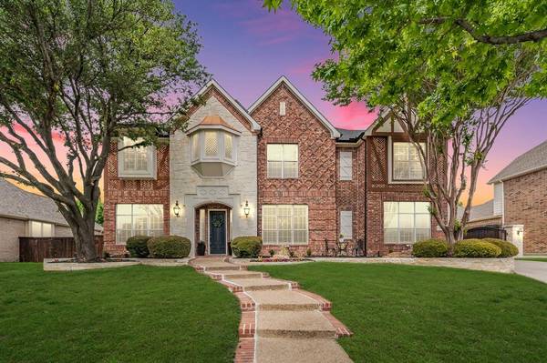 2709 Queen Elaine Drive, Lewisville, TX 75056