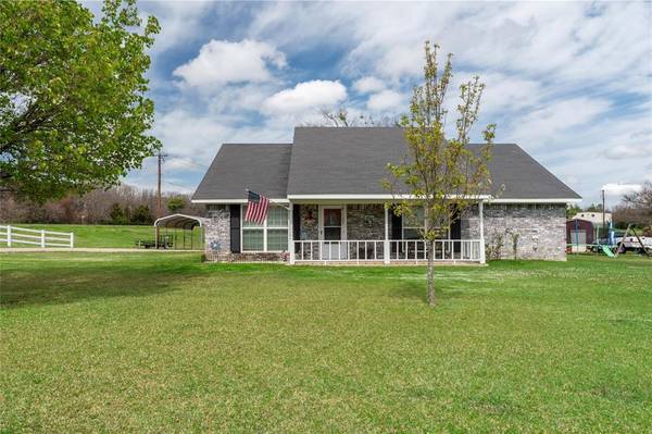 101 Cripple Creek, Powderly, TX 75473