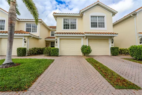 1375 Henley ST 406, Naples, FL 34105