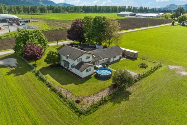 Chilliwack, BC V2R 4N8,42169 SINCLAIR ROAD