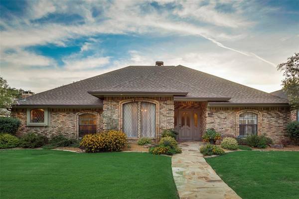 127 Winding Hollow Lane, Coppell, TX 75019