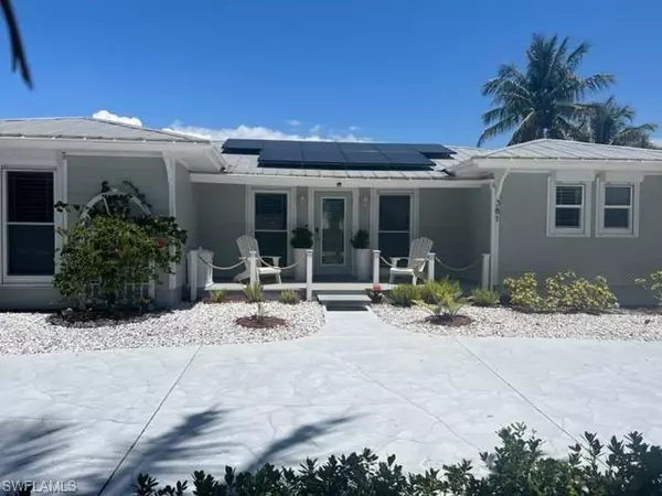 Marco Island, FL 34145,381 Rookery CT