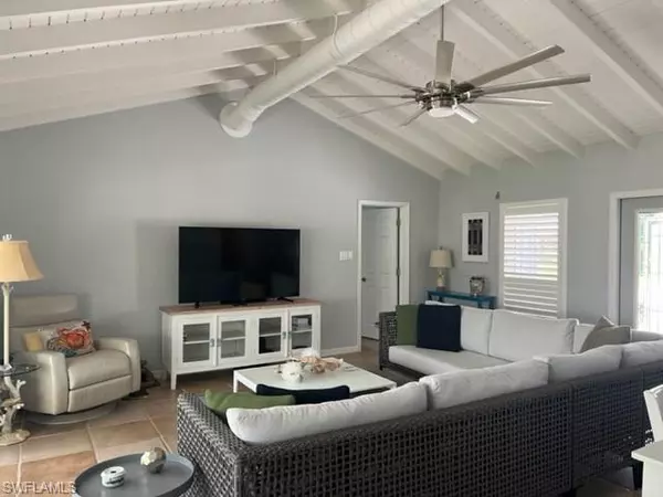 Marco Island, FL 34145,381 Rookery CT