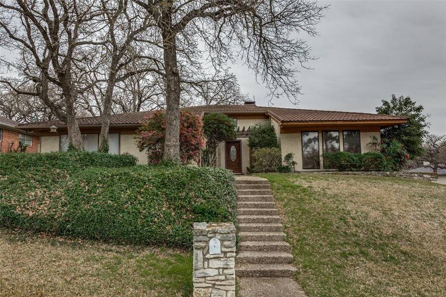 5810 Arbor Valley Drive, Arlington, TX 76016