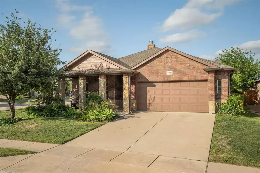 11004 Hawks Landing Road, Fort Worth, TX 76052