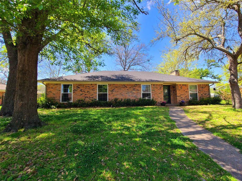 3016 Arapaho Road, Commerce, TX 75428