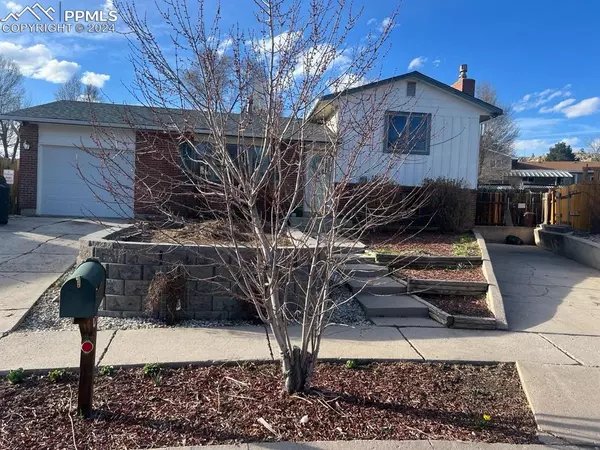 Colorado Springs, CO 80915,1422 Mears DR