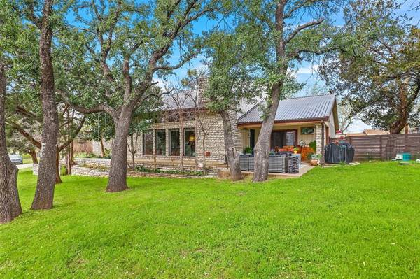 1110 Hidden Cove Trail, Granbury, TX 76049