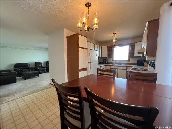 Swift Current, SK S9H 4Y5,510 Reid CRESCENT