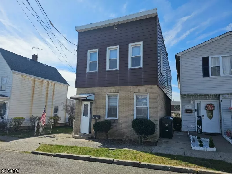 331 Alpine St, Perth Amboy City, NJ 08861