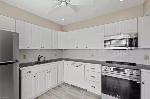 158 Lollypop LN 842, Naples, FL 34112