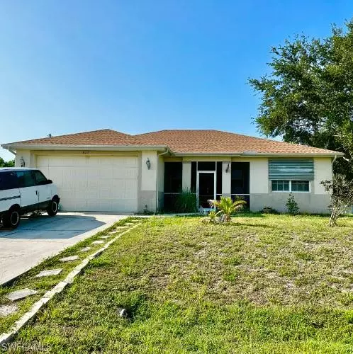 527 3rd TER, Cape Coral, FL 33990