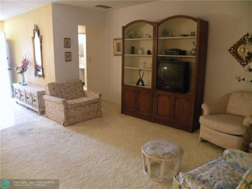 Boca Raton, FL 33432,2570 Banyan Rd  #3