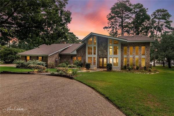 217 Bay Hills Drive, Benton, LA 71006