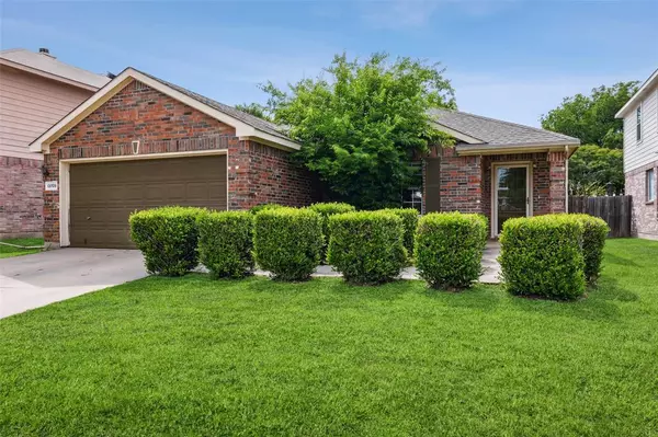 13709 Lost Spurs Road, Fort Worth, TX 76262