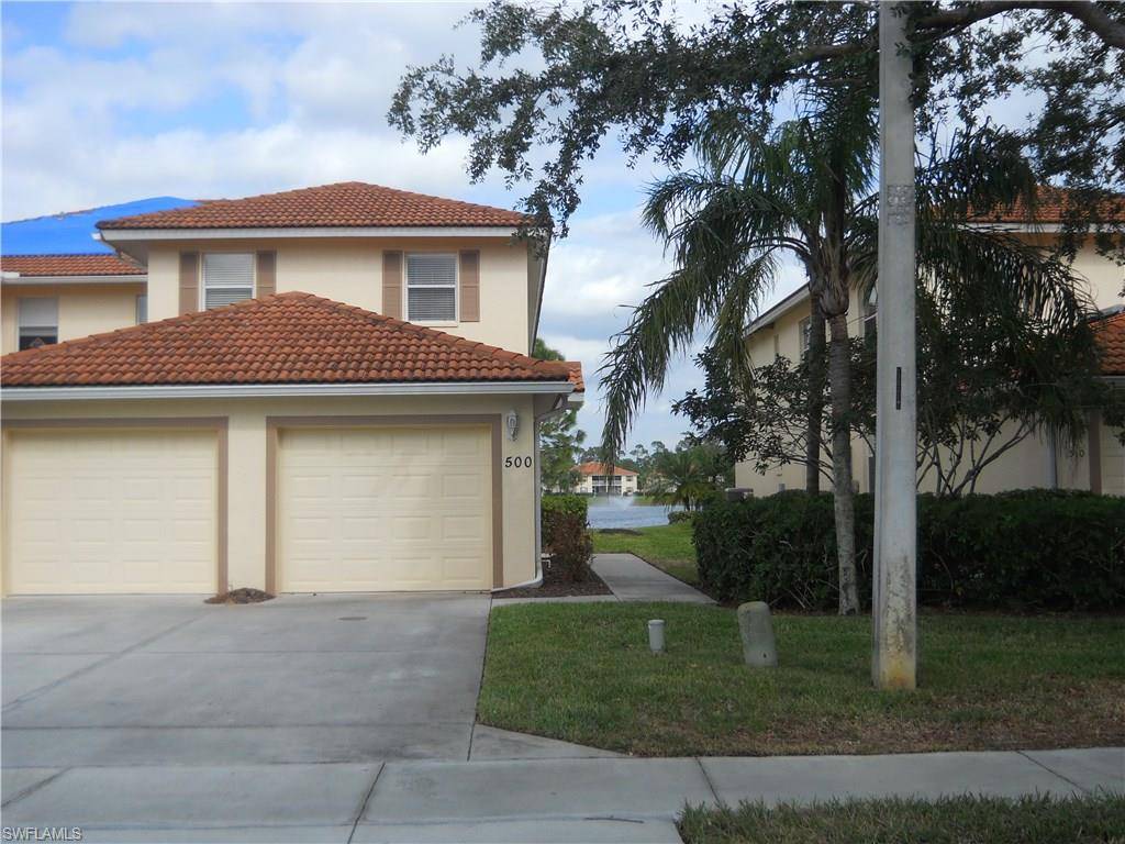 500 Robin Hood CIR 202, Naples, FL 34104