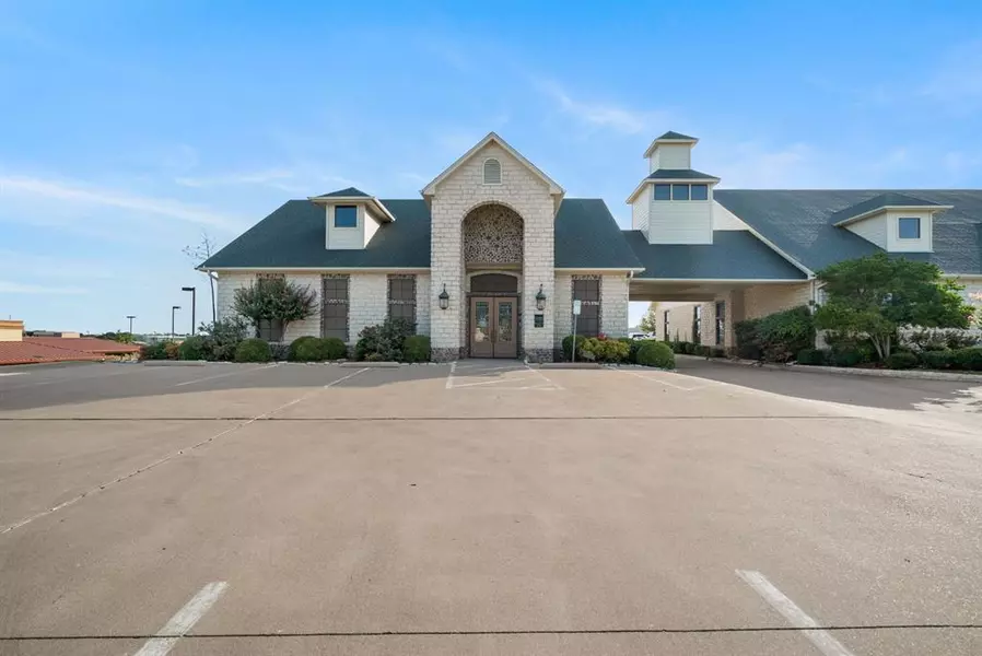 1847 Wall Street, Weatherford, TX 76086