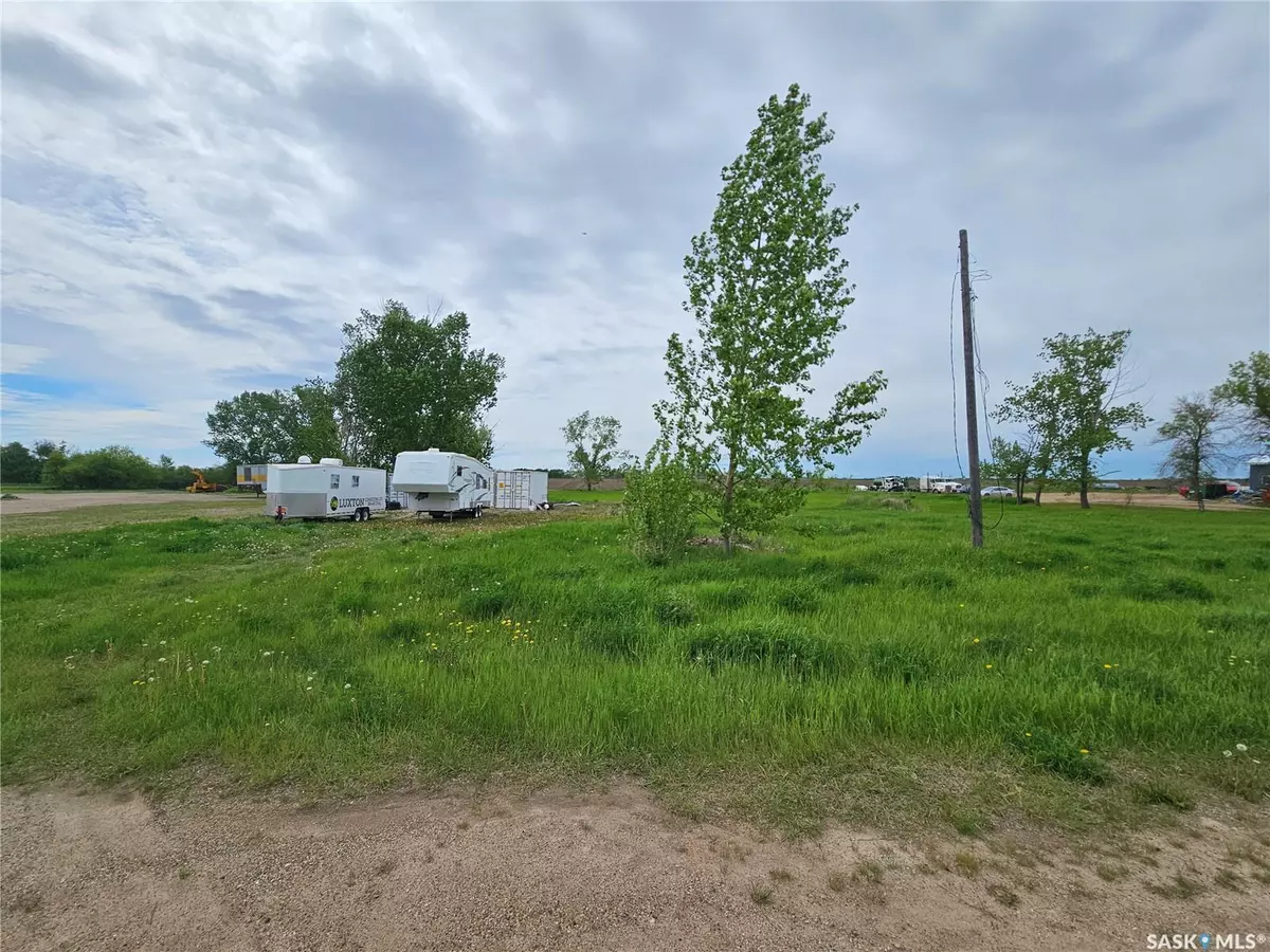 Lampman, SK S0C 1N0,450 Forrest AVENUE