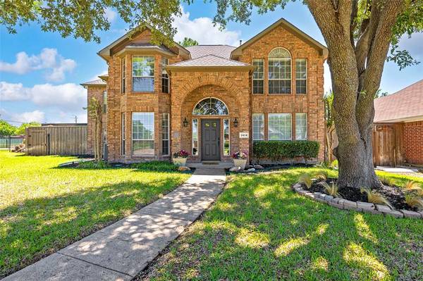 2414 Lawton Lane, Rowlett, TX 75089