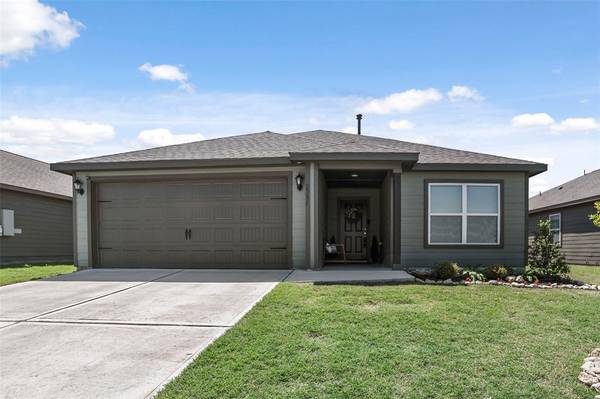 2331 Pondera Street, Ponder, TX 76259