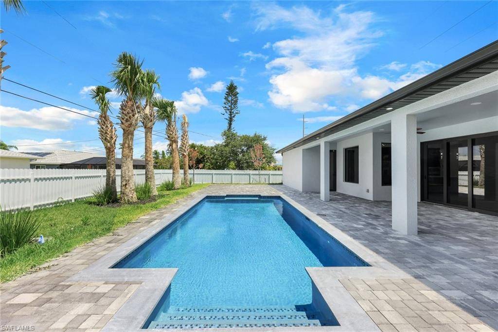 Cape Coral, FL 33991,922 Santa Barbara BLVD