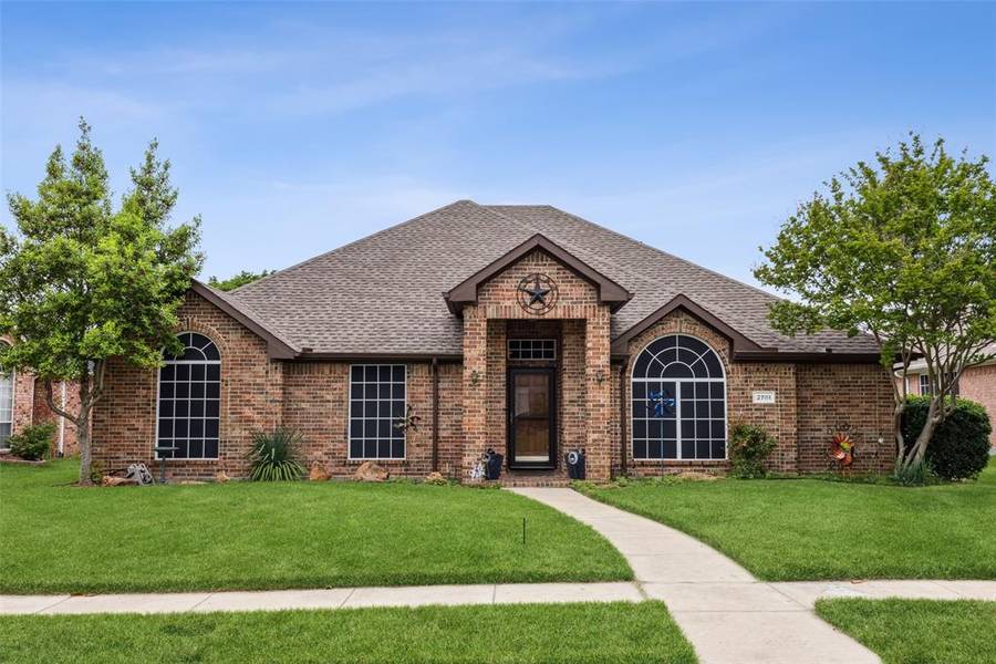 2701 Winterberry Drive, Rowlett, TX 75089