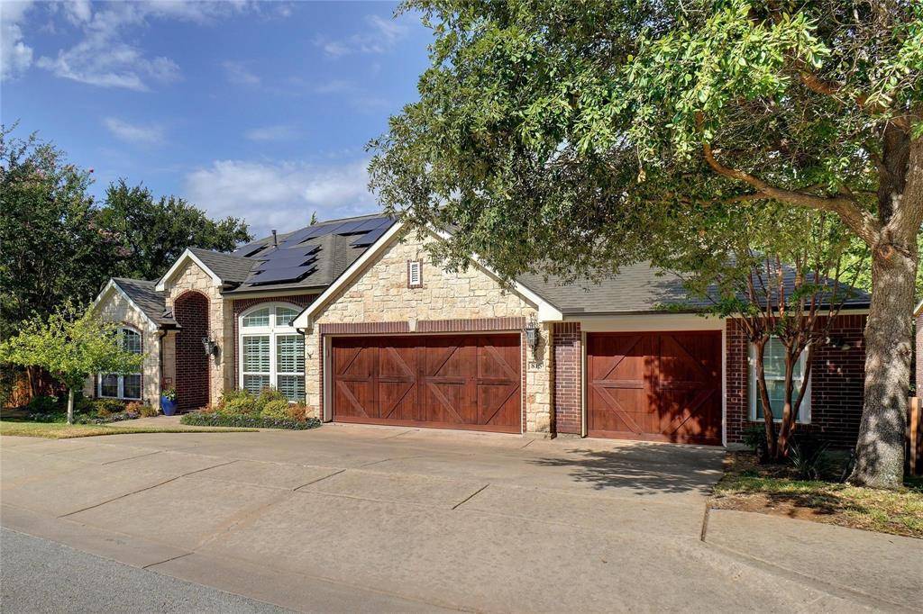 Grapevine, TX 76051,815 Spring Creek Drive