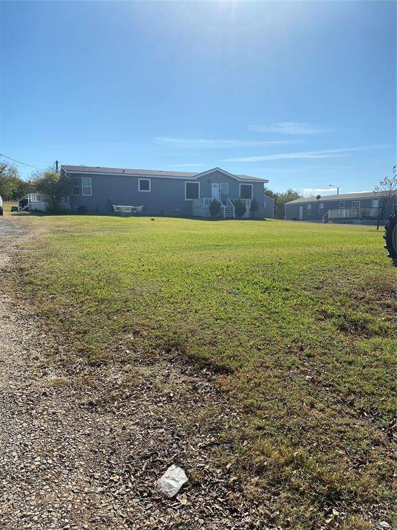 504 Sunny Drive, Southmayd, TX 75092