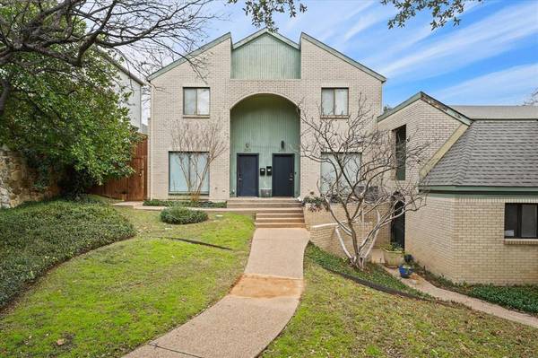 2613 Mccart Avenue #2613, Fort Worth, TX 76110