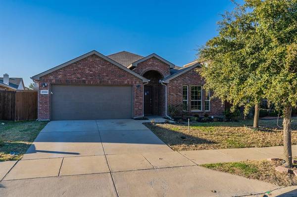 2002 Karsen Lane, Heartland, TX 75126