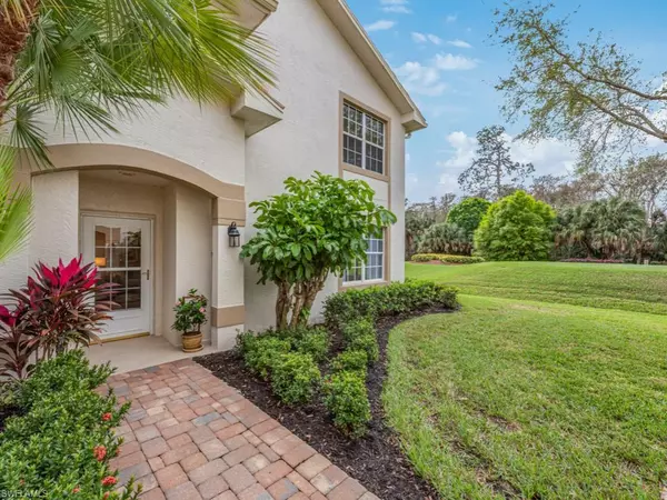 5621 Whisperwood BLVD 902, Naples, FL 34110