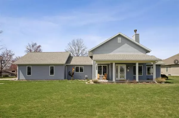 595 39th Avenue, Amana, IA 52203